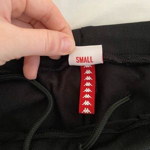 KAPPA 222 BANDA WASTORIA TRACKPANTS - BLACK WHITE